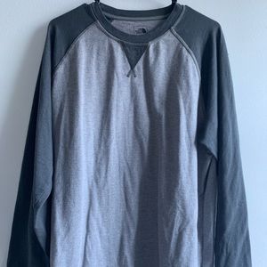 North Face Long Sleeve sweatshirt tee shirt